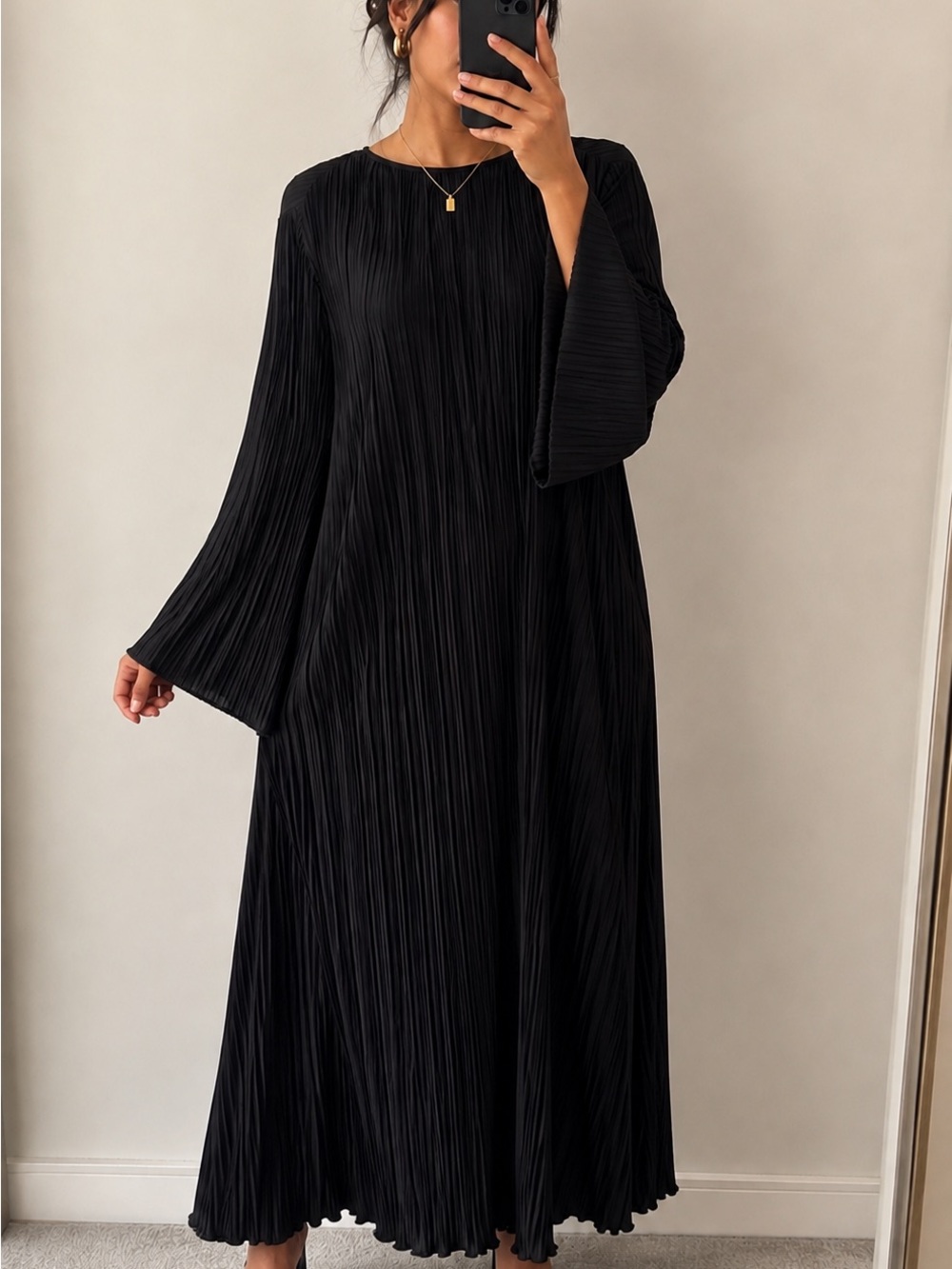 VICI Black Pleated Maxi Dress Long Sleeve Stretchy Flowy Elegant Size S